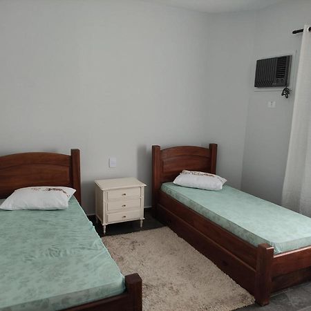 Apartamento Praia Da Enseada 2 瓜鲁雅 外观 照片