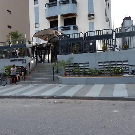 Apartamento Praia Da Enseada 2 瓜鲁雅 外观 照片