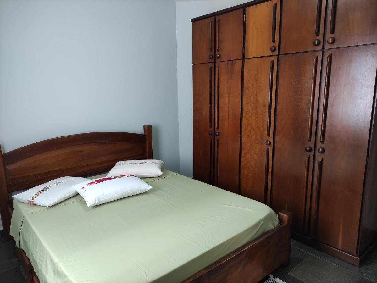 Apartamento Praia Da Enseada 2 瓜鲁雅 外观 照片
